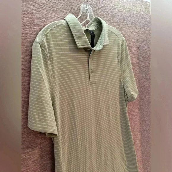 Lululemon Men’s Evolution Short Sleeve Polo Shirt Size Small Stripe Green White - Picture 2 of 7